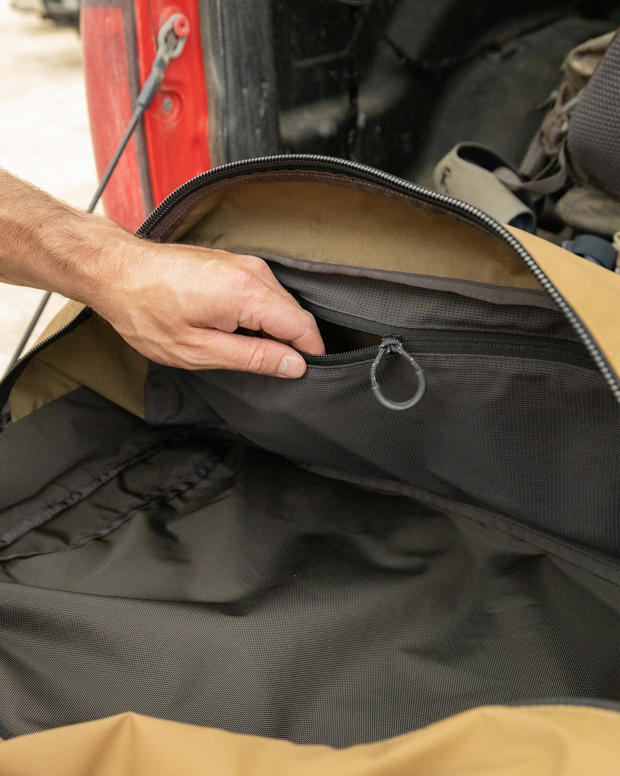 Runway CORDURA 3000 Duffel | Stone - Image 8